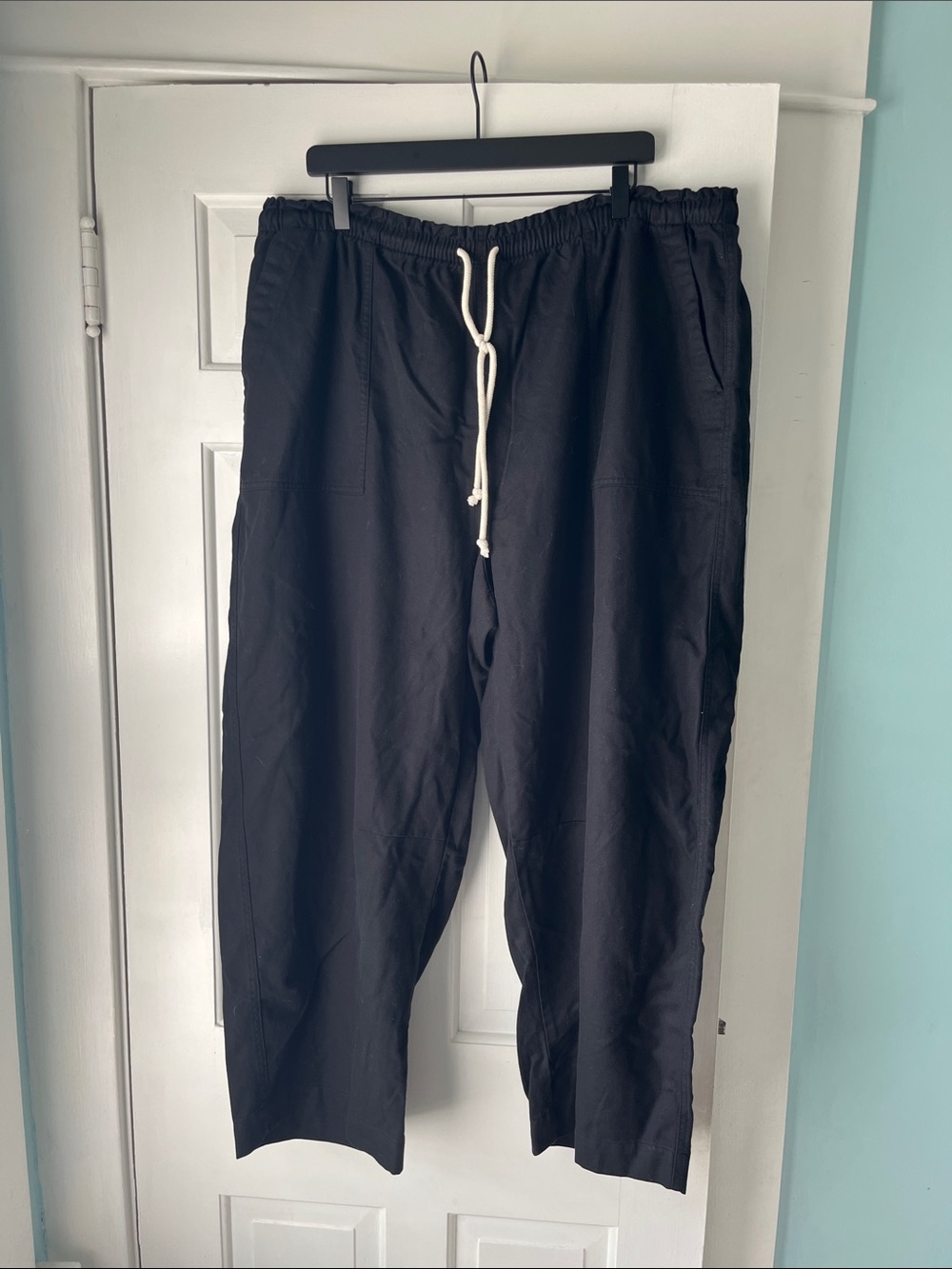 Old Navy Mid Rise Straight Leg Black Drawstring Casual Utility Pants XXL - Picture 2 of 5